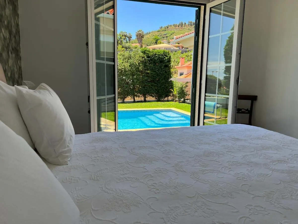 Casa Roc Madeira - 5 Bedrooms - Ocean And City Views - Private Heated Pool Funchal  Portugal