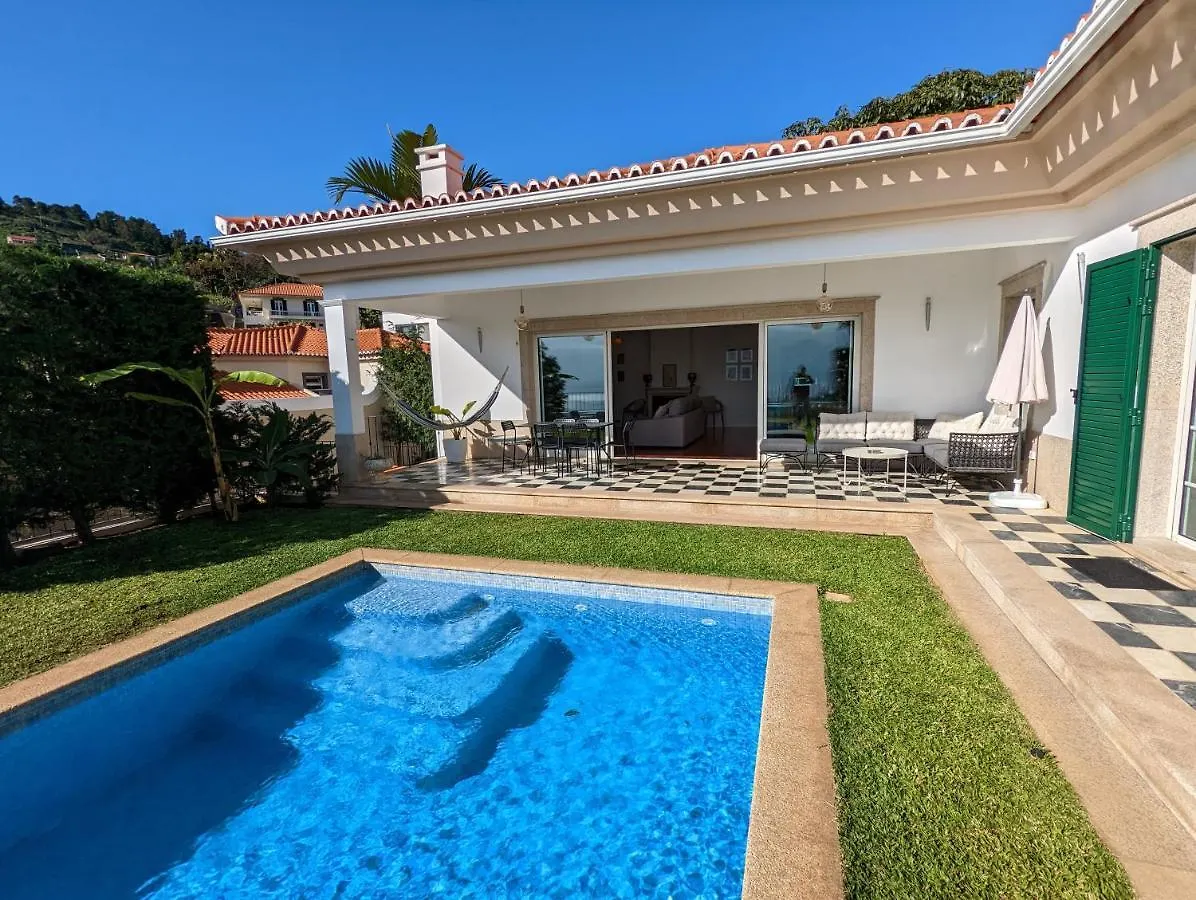 Casa Roc Madeira - 5 Bedrooms - Ocean And City Views - Private Heated Pool Funchal  Portugal
